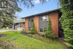 38 BALMORAL DRIVE Guelph (Riverside Park), ON N1E 3N6