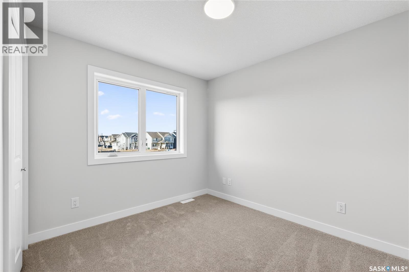 2 830 Brighton Boulevard, Saskatoon, SK - Indoor Photo Showing Other Room