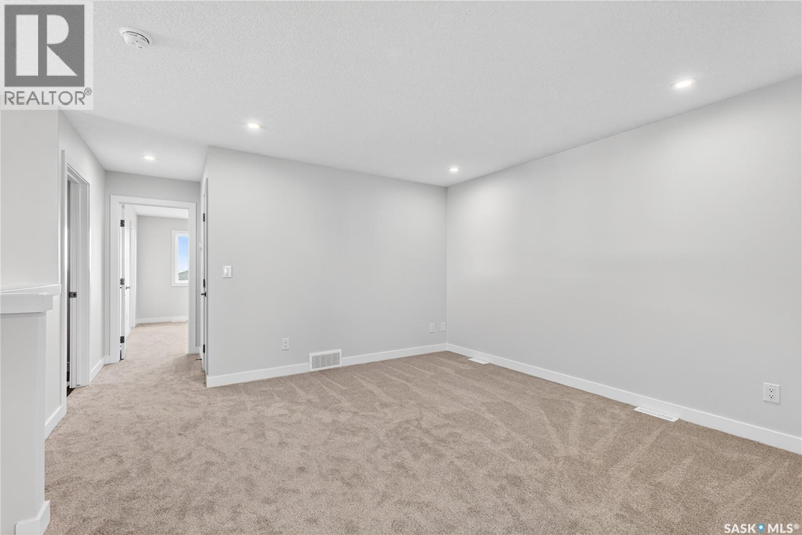 2 830 Brighton Boulevard, Saskatoon, SK - Indoor Photo Showing Other Room