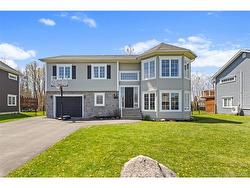 18 Carter Crescent Oromocto, NB E2V 0C3