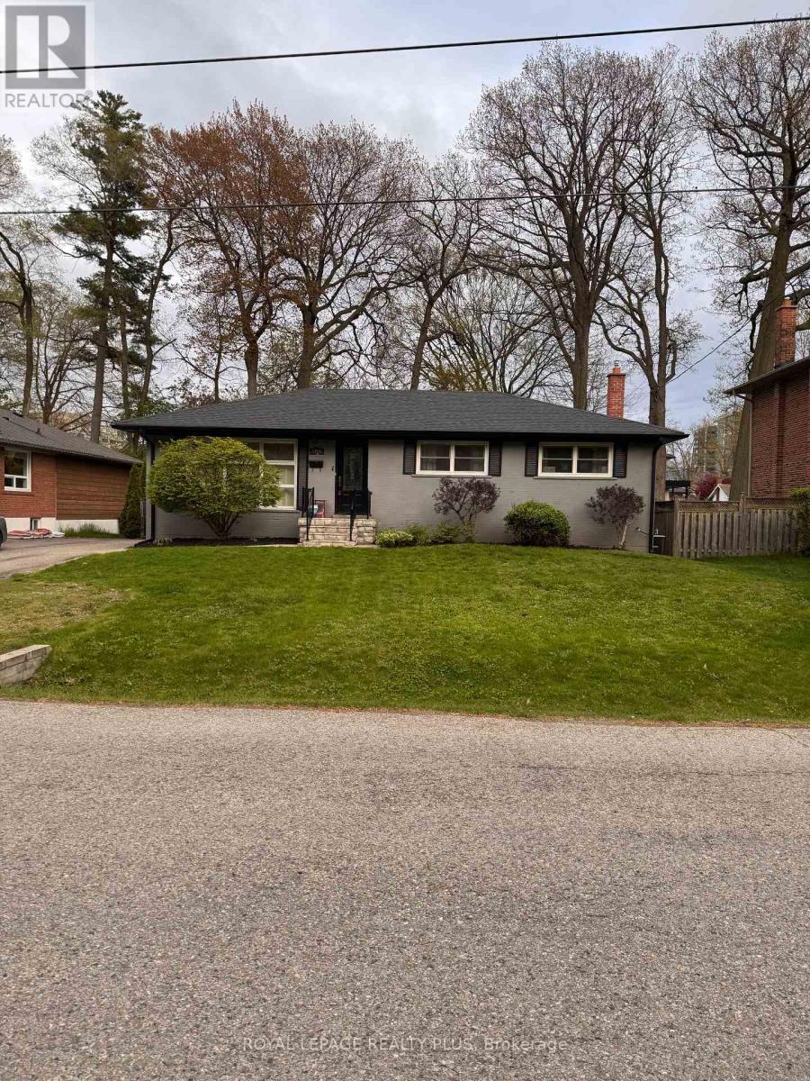 1980 Hartland Drive, Mississauga, ON - Outdoor