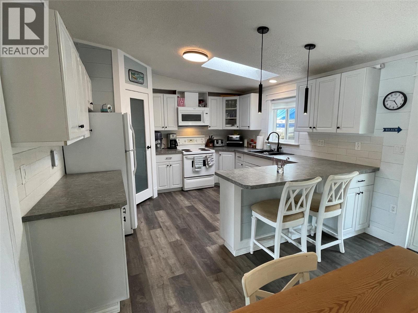 5604 Highway 3A Highway, Nelson, BC