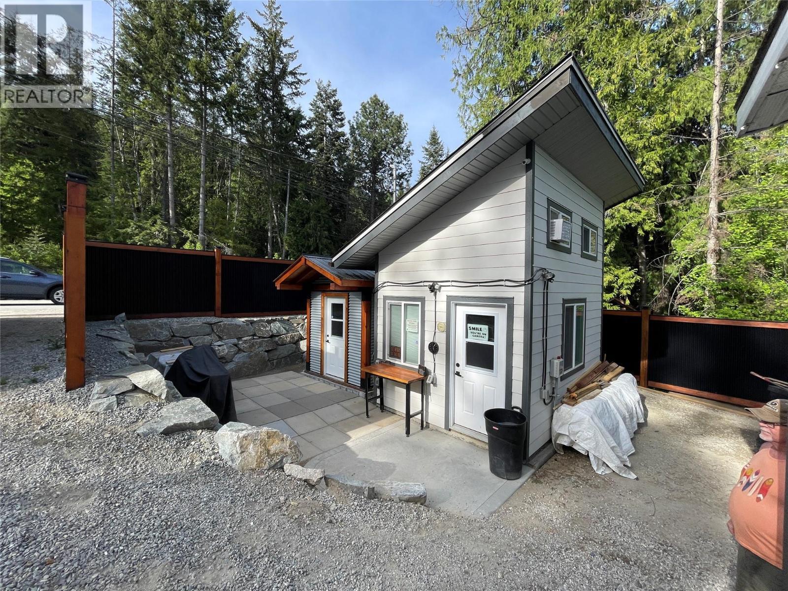 5604 Highway 3A Highway, Nelson, BC