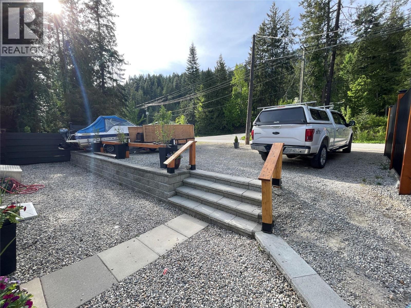 5604 Highway 3A Highway, Nelson, BC