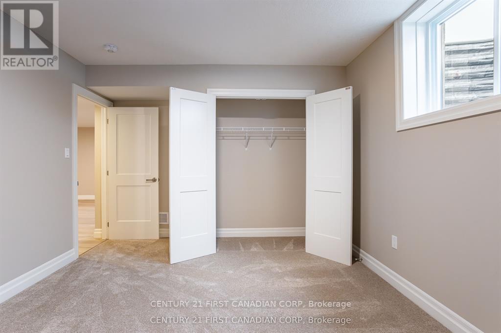 Lot 105 Darwin Crescent, London South (South V), ON - Indoor Photo Showing Other Room