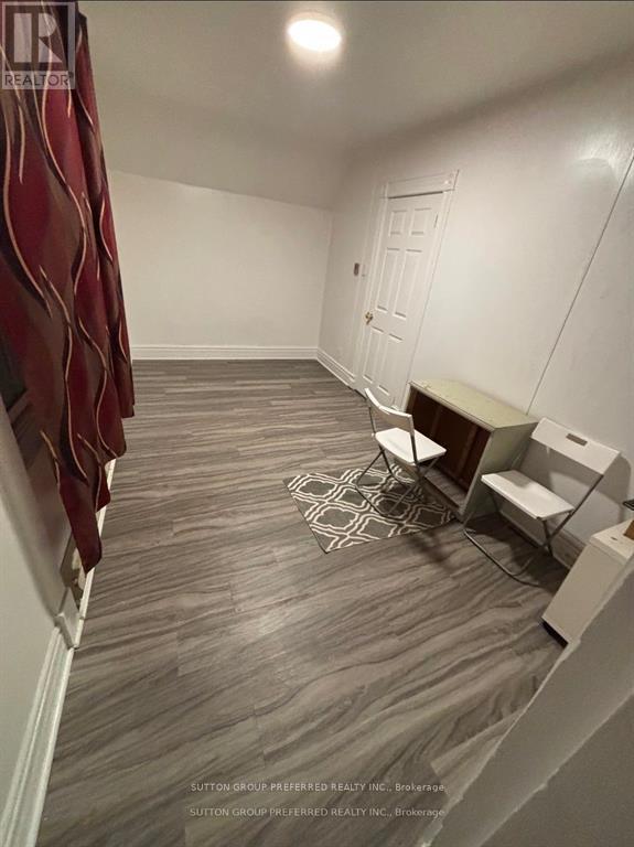 173 Adelaide Street N, London East (East K), ON - Indoor Photo Showing Other Room