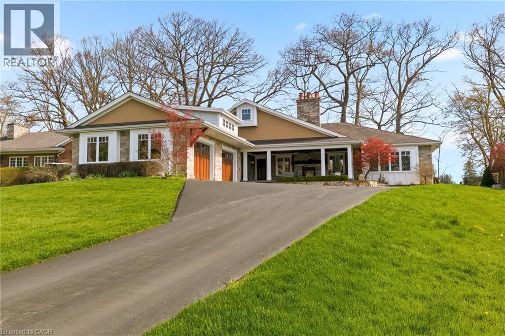 707 Eagle Drive, Burlington, ON - Outdoor With Facade