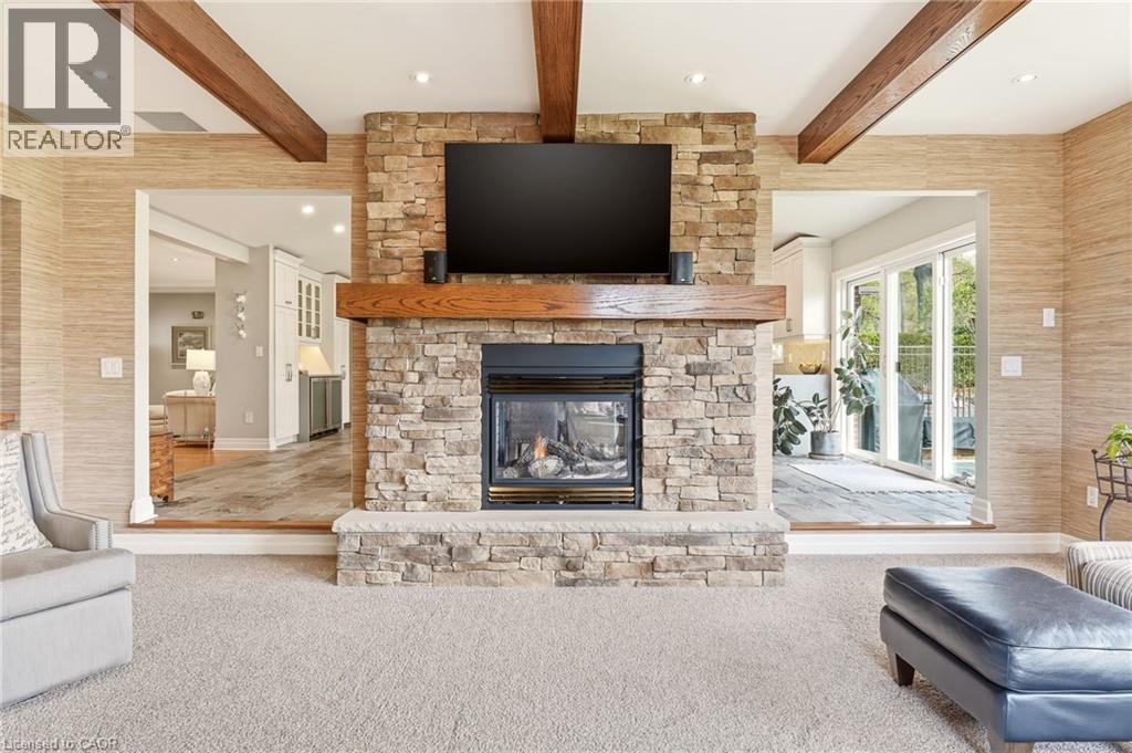 707 Eagle Drive, Burlington, ON - Indoor Photo Showing Living Room With Fireplace