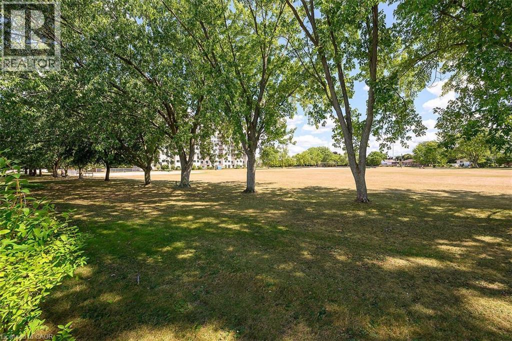 24 Oxford Street, Brantford, ON - Outdoor With View