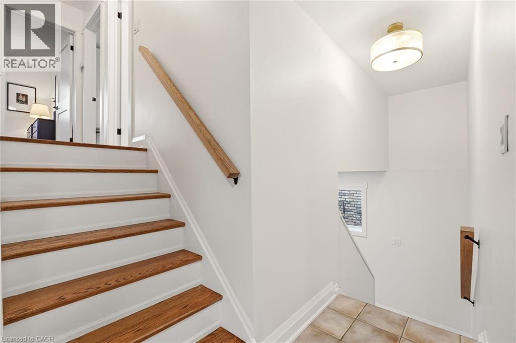 3452 Caplan Crescent, Burlington, ON - Indoor Photo Showing Other Room