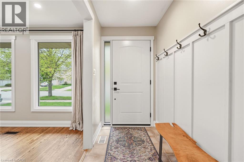 3452 Caplan Crescent, Burlington, ON - Indoor Photo Showing Other Room