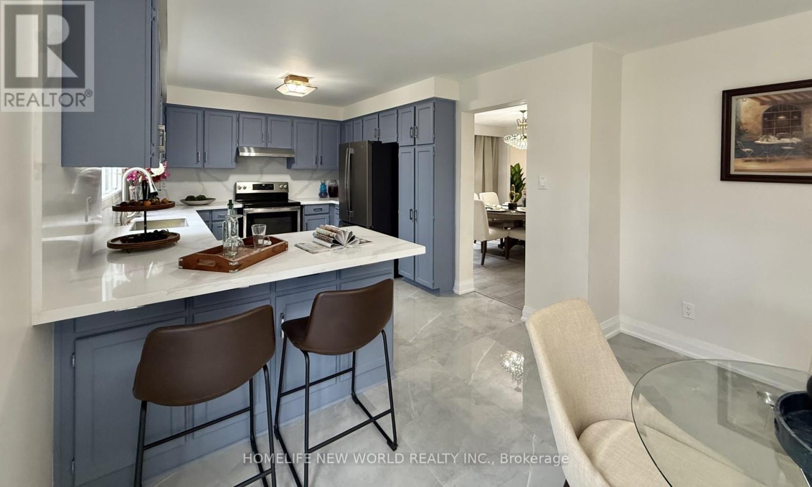 93 Willowbrook Road, Markham, ON - Indoor Photo Showing Kitchen With Upgraded Kitchen