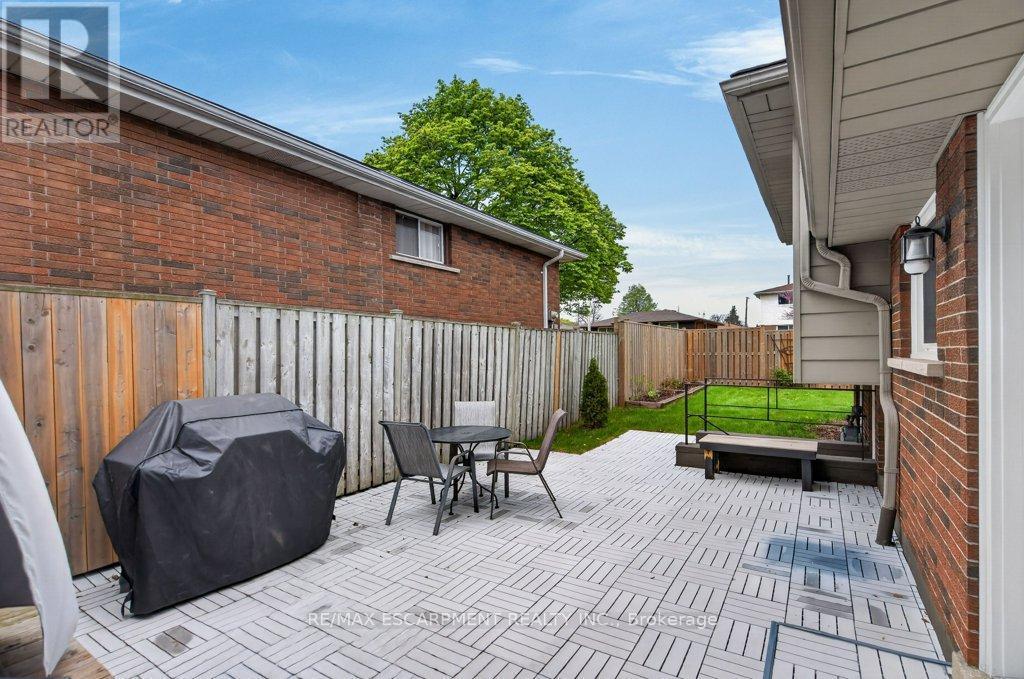 4 Camelot Drive, Hamilton, ON - Outdoor With Deck Patio Veranda With Exterior