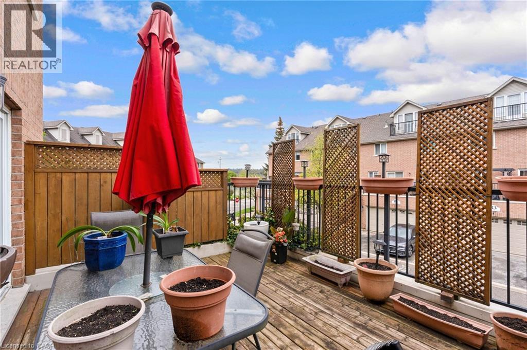 53 Grosvenor Lane, Cambridge, ON - Outdoor With Deck Patio Veranda With Exterior