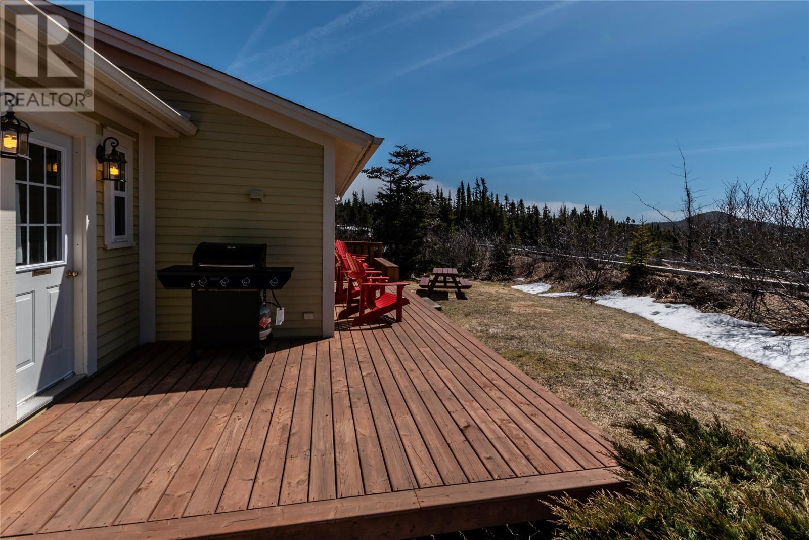 Trail House Deck - 3 & 5 Marshall’S Hill, Trinity East, NL - Outdoor