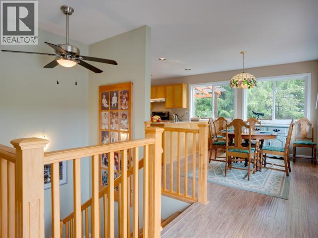 10826 Mariners Way, Powell River, BC - Indoor Photo Showing Other Room