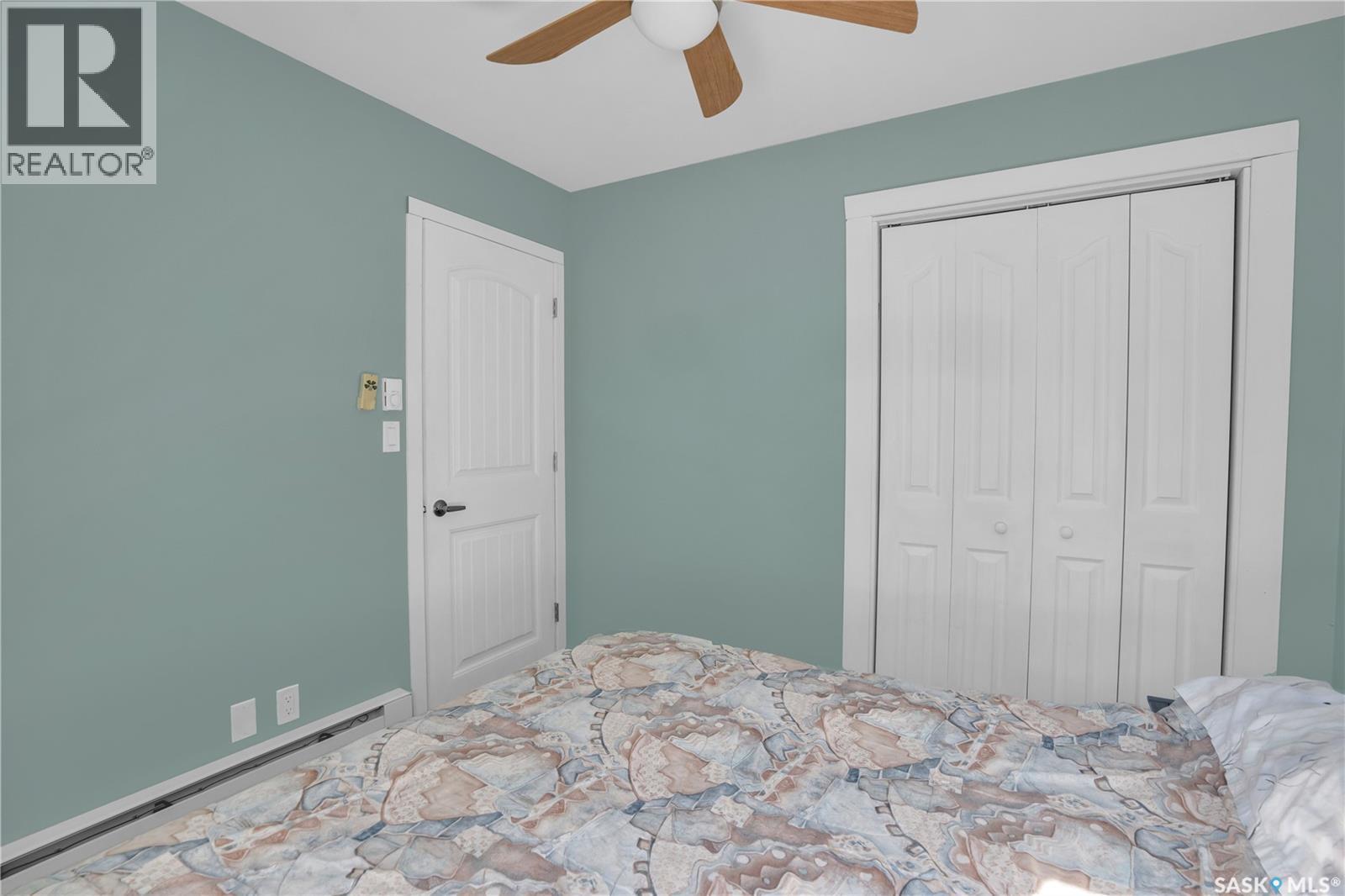 607 Brighton Street, Saskatchewan Beach, SK - Indoor Photo Showing Bedroom