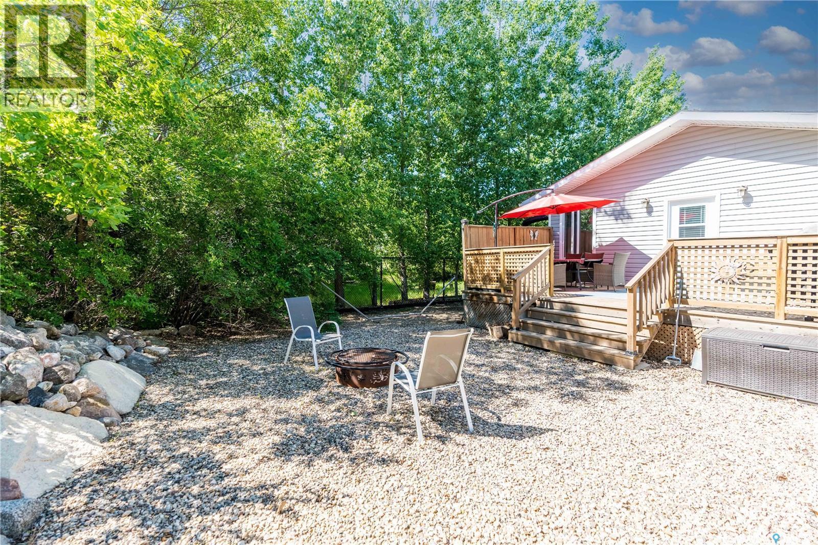 607 Brighton Street, Saskatchewan Beach, SK - Outdoor