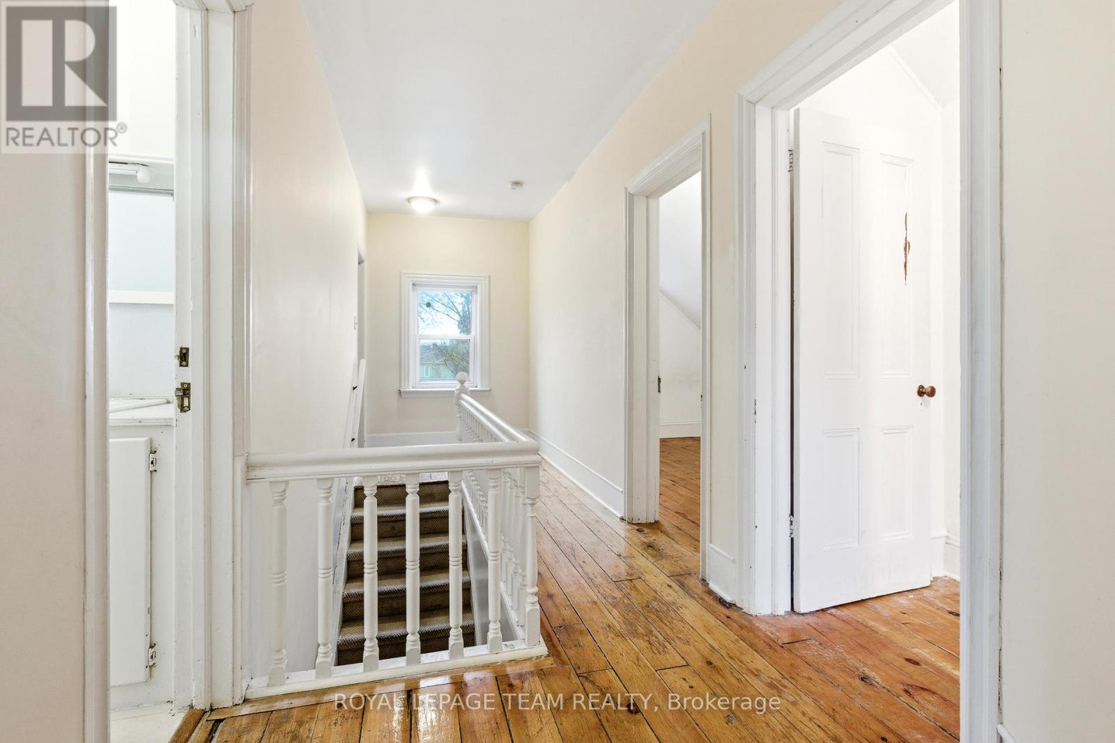 910 Pinecrest Road, Ottawa, ON - Indoor Photo Showing Other Room