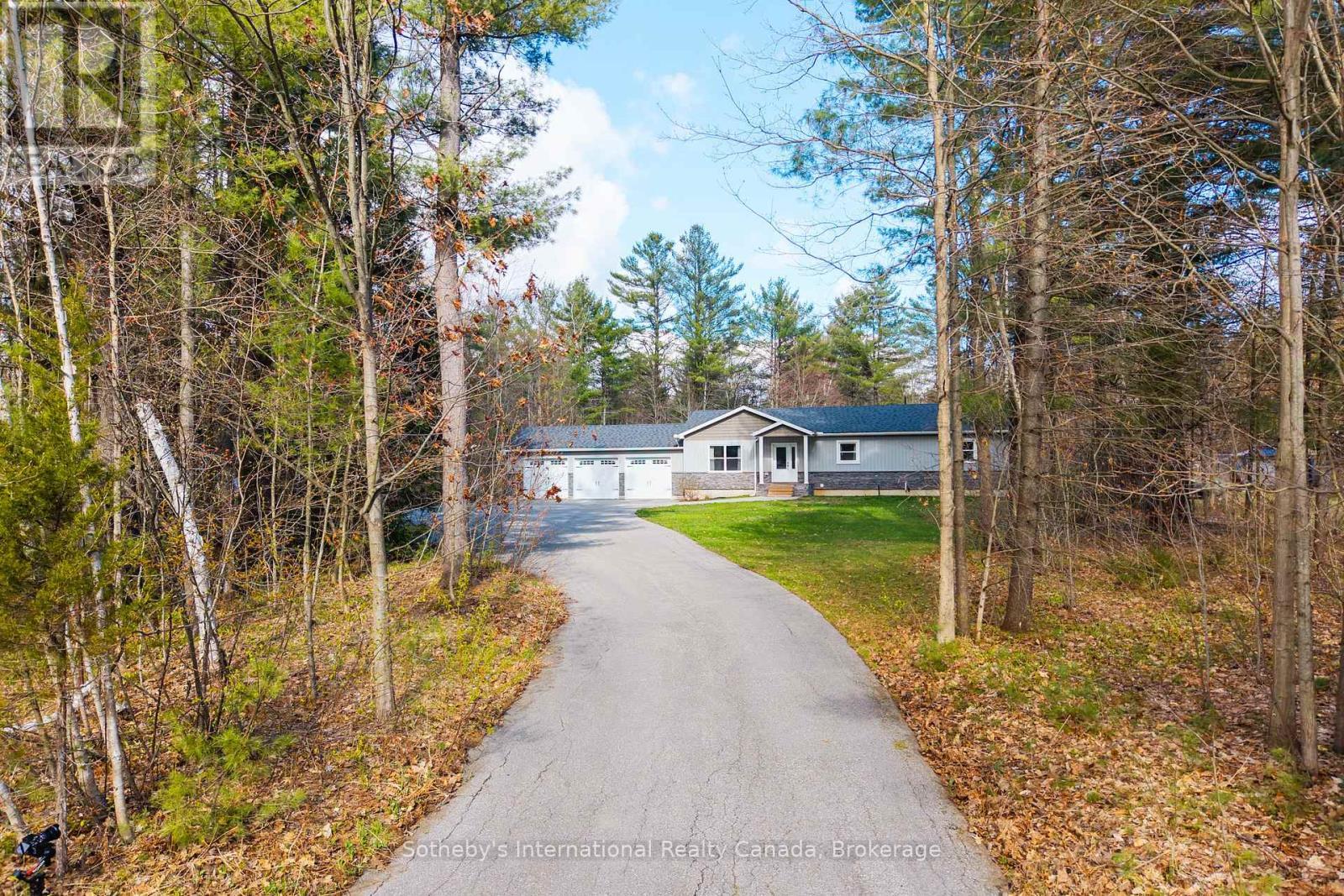 1021 Tower Crescent, Gravenhurst (Morrison), ON - Outdoor
