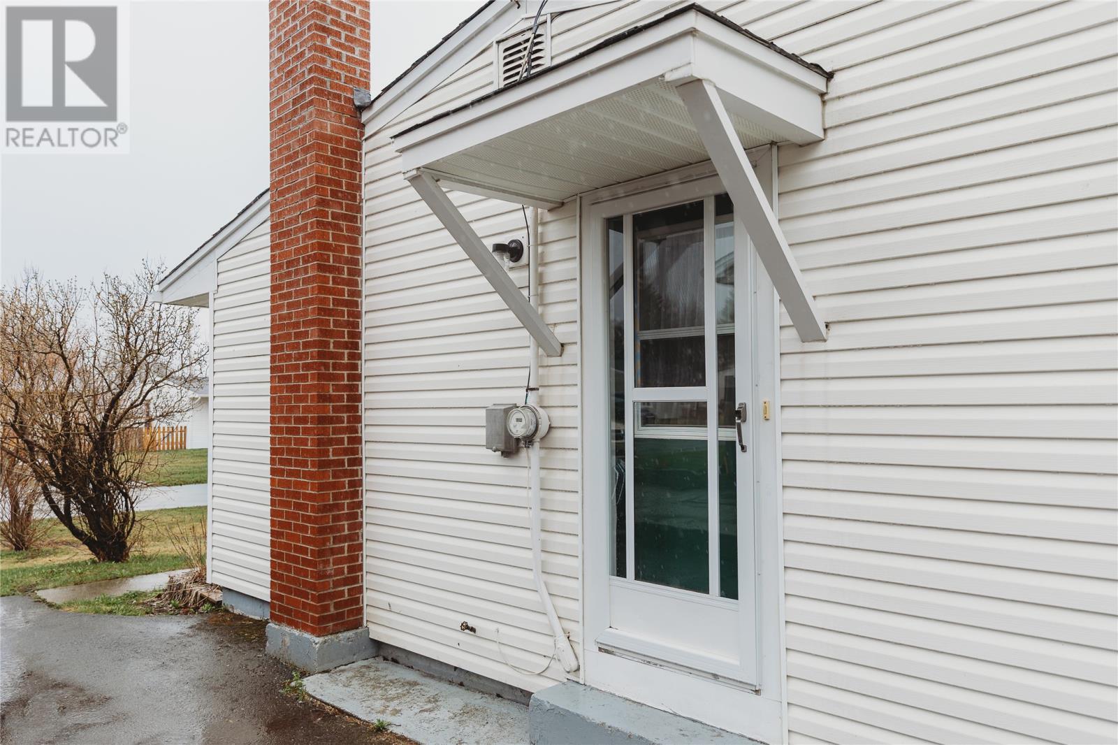 32 Brochen Street, Gander, NL - Outdoor With Exterior