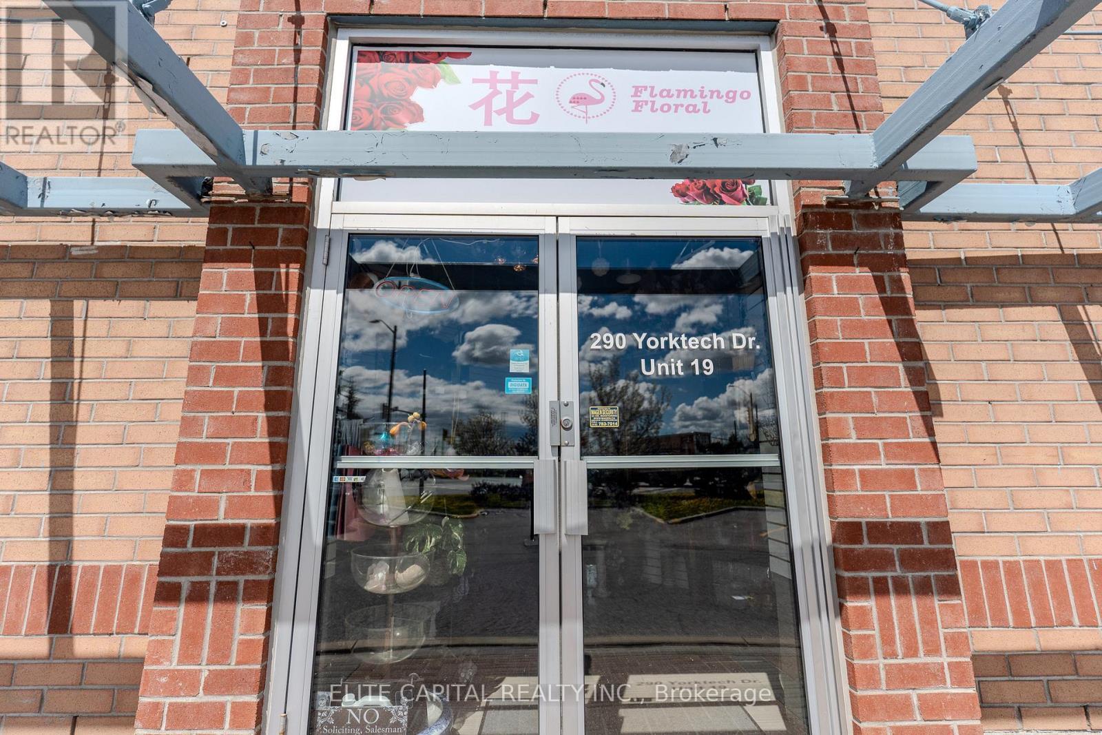 19 - 290 Yorktech Drive, Markham, ON