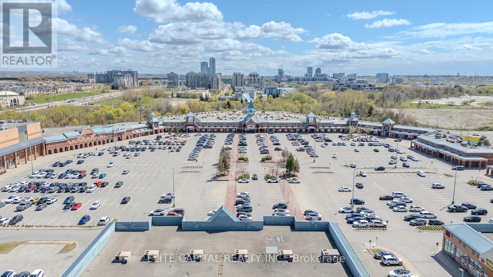19 - 290 Yorktech Drive, Markham, ON