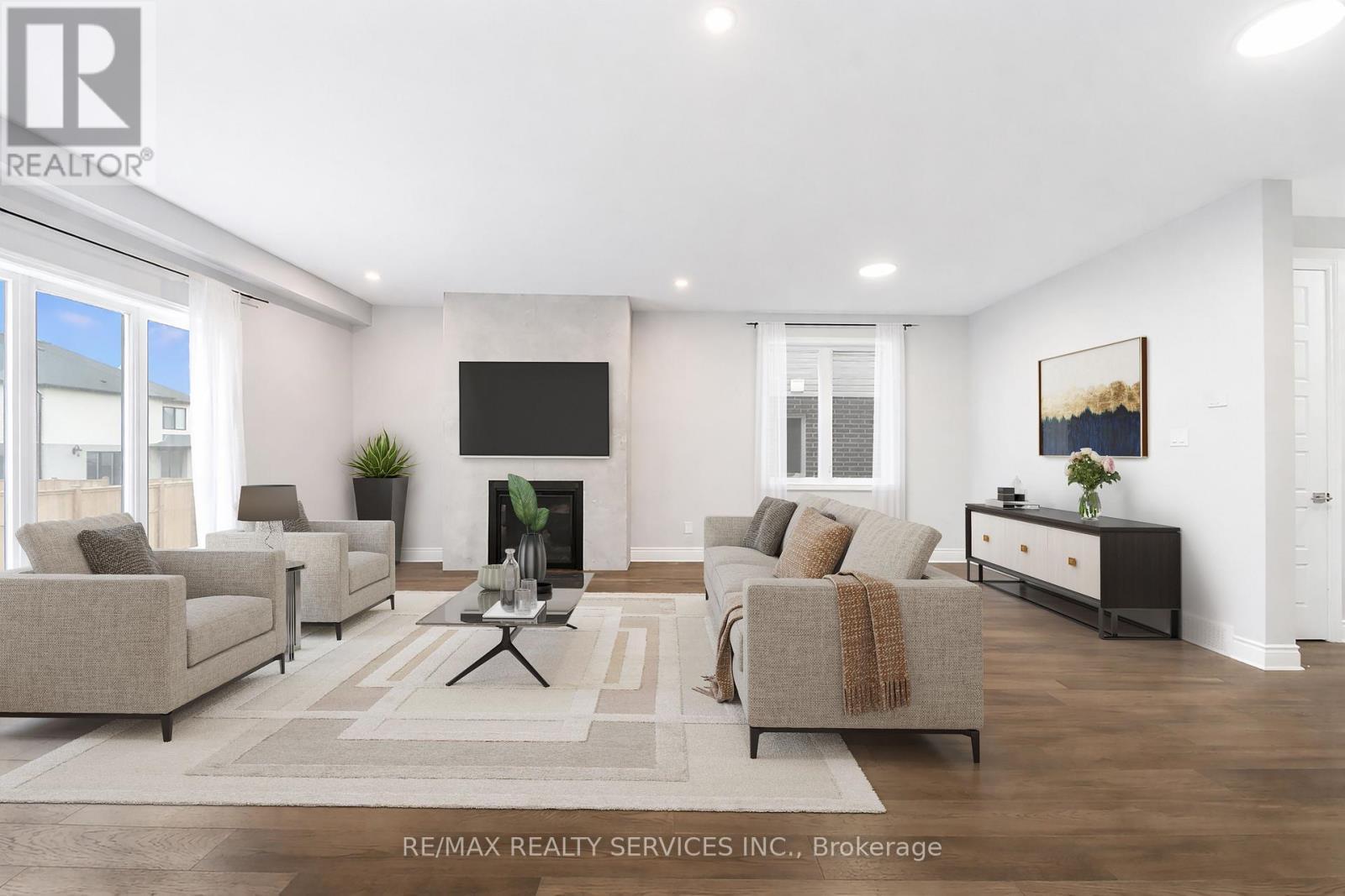 1891 Fountain Grass Drive, London South, ON - Indoor Photo Showing Living Room
