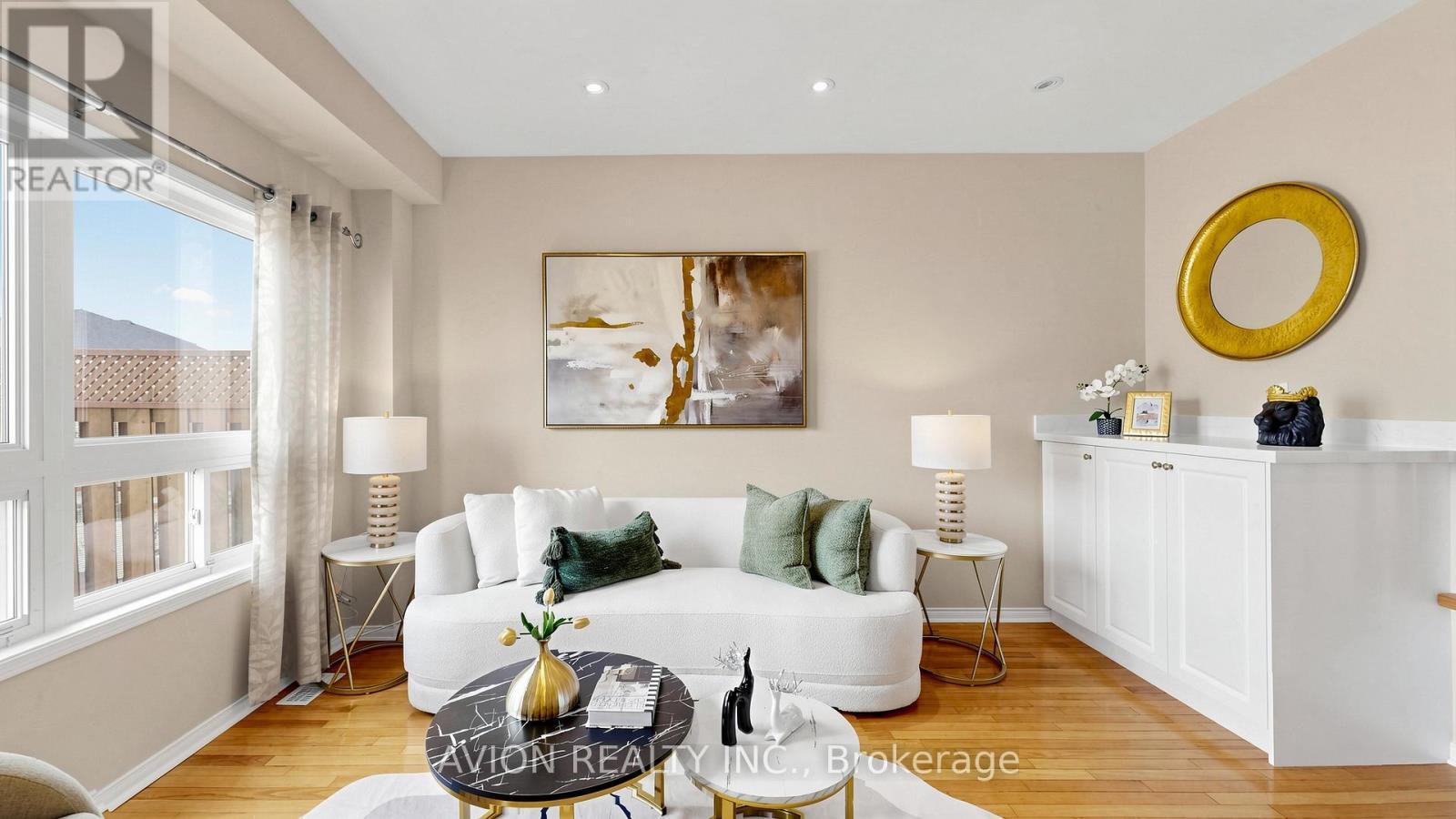 55 Madison Heights Boulevard, Markham, ON - Indoor