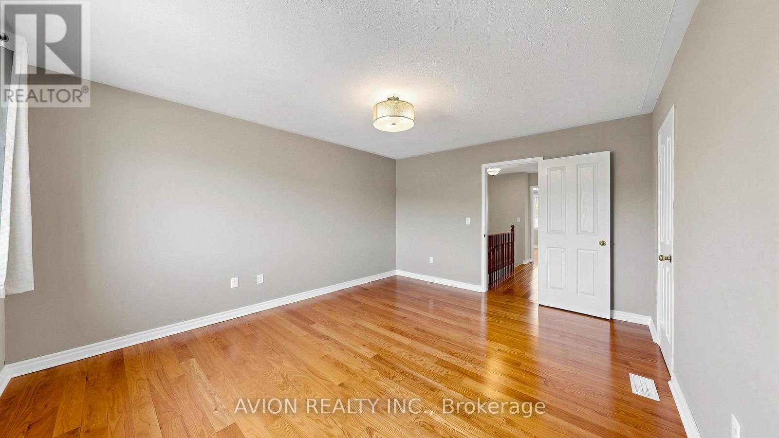 55 Madison Heights Boulevard, Markham, ON - Indoor Photo Showing Other Room