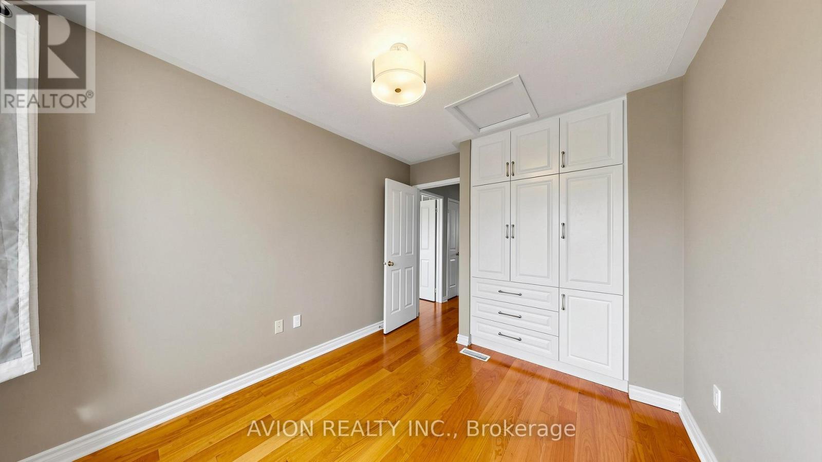 55 Madison Heights Boulevard, Markham, ON - Indoor Photo Showing Other Room