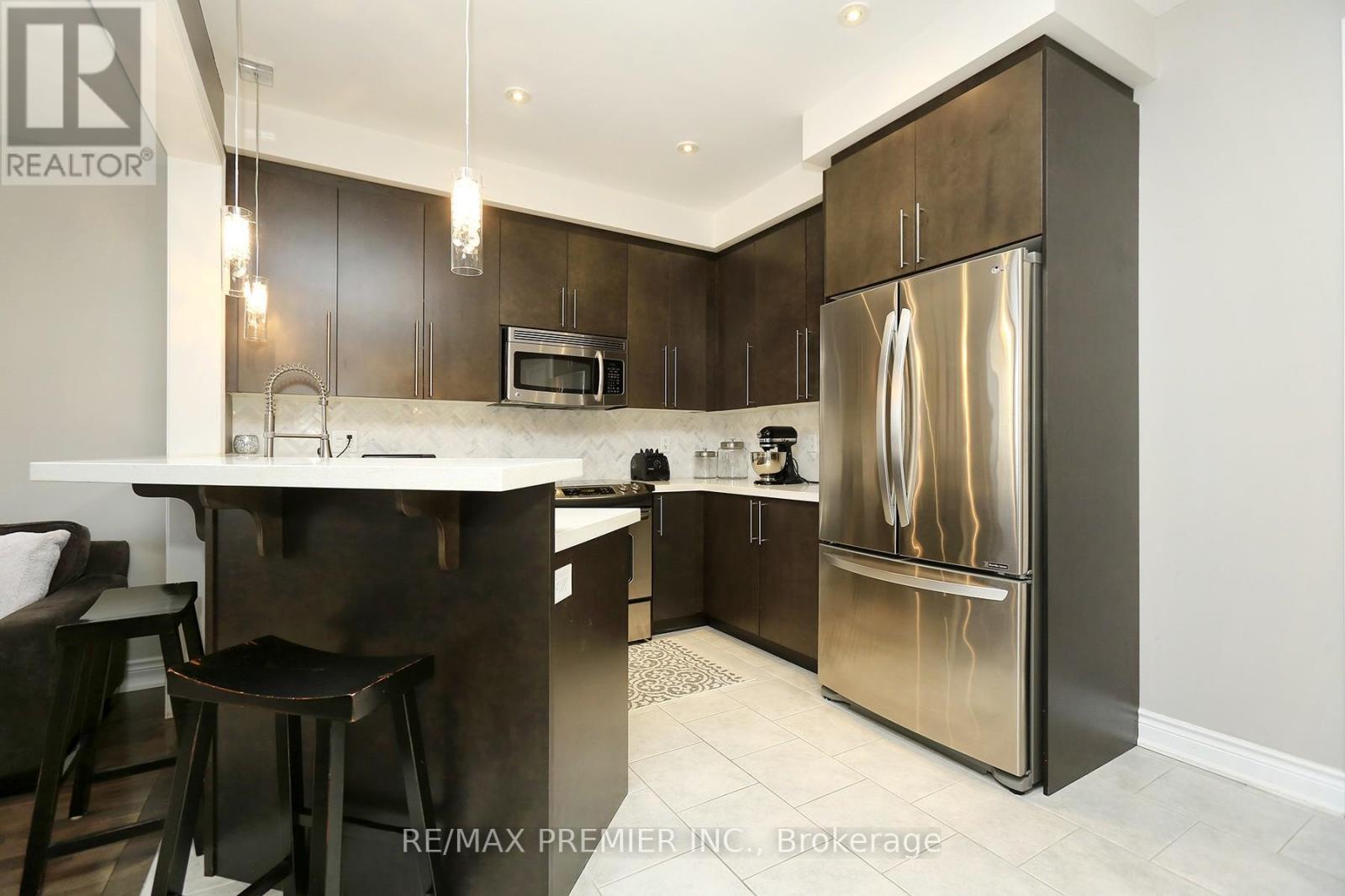 79 Hansard Drive, Vaughan, ON - Indoor Photo Showing Kitchen With Stainless Steel Kitchen With Upgraded Kitchen