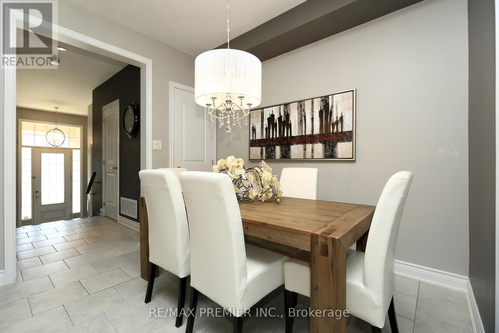 79 Hansard Drive, Vaughan, ON - Indoor Photo Showing Dining Room