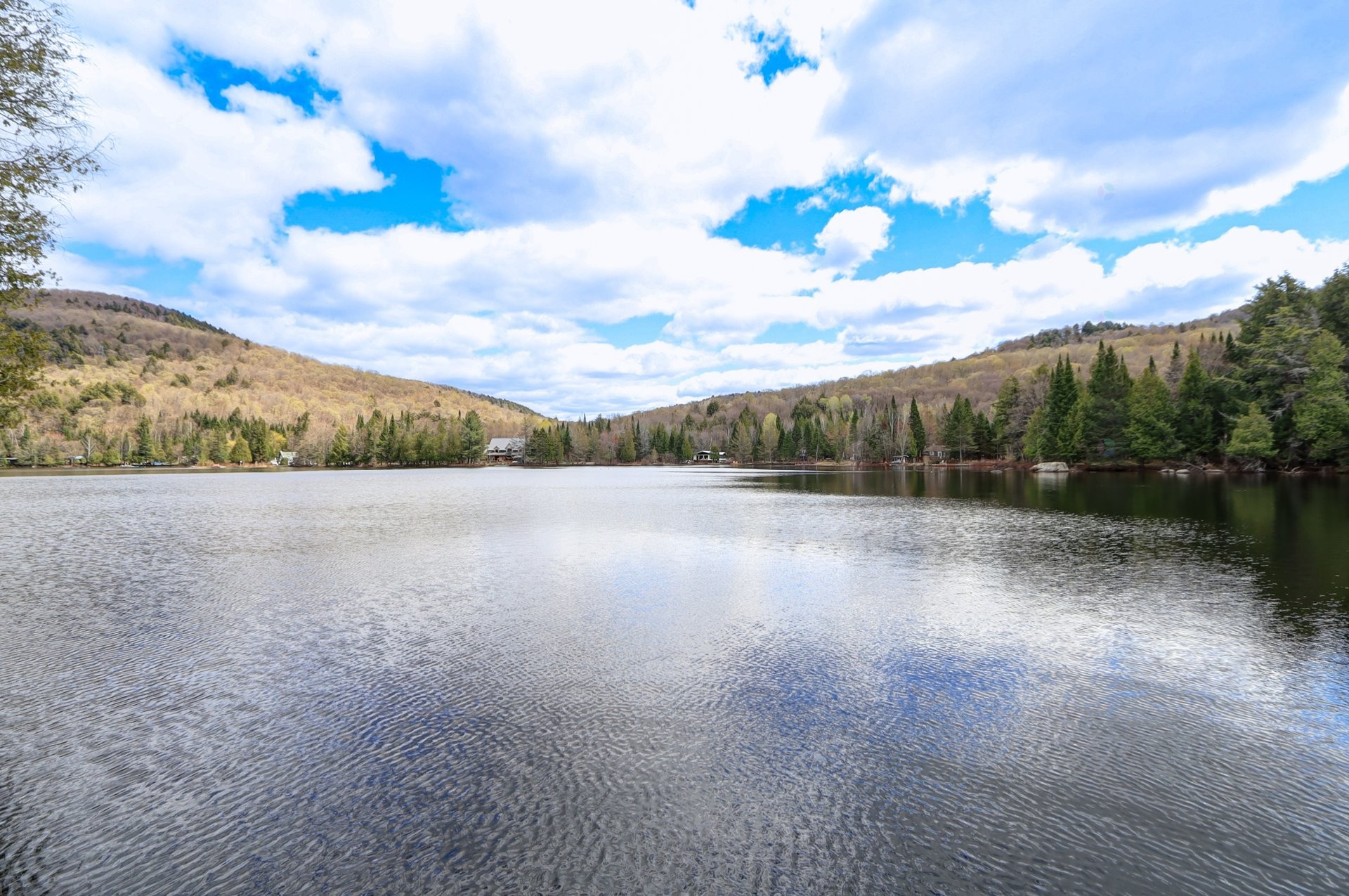 Waterfront - 111 Ch. Du Lac-Munich O., Montcalm, QC