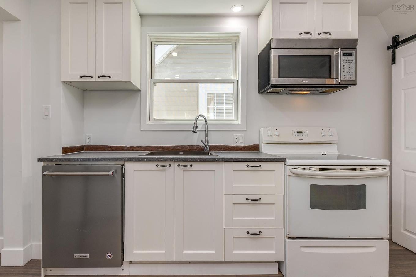 13 Mcfatridge Road, Halifax, NS