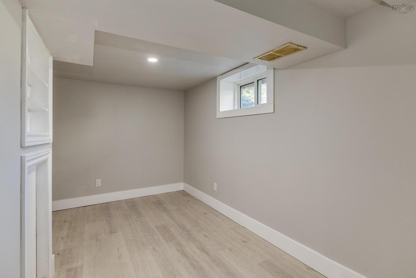 13 Mcfatridge Road, Halifax, NS