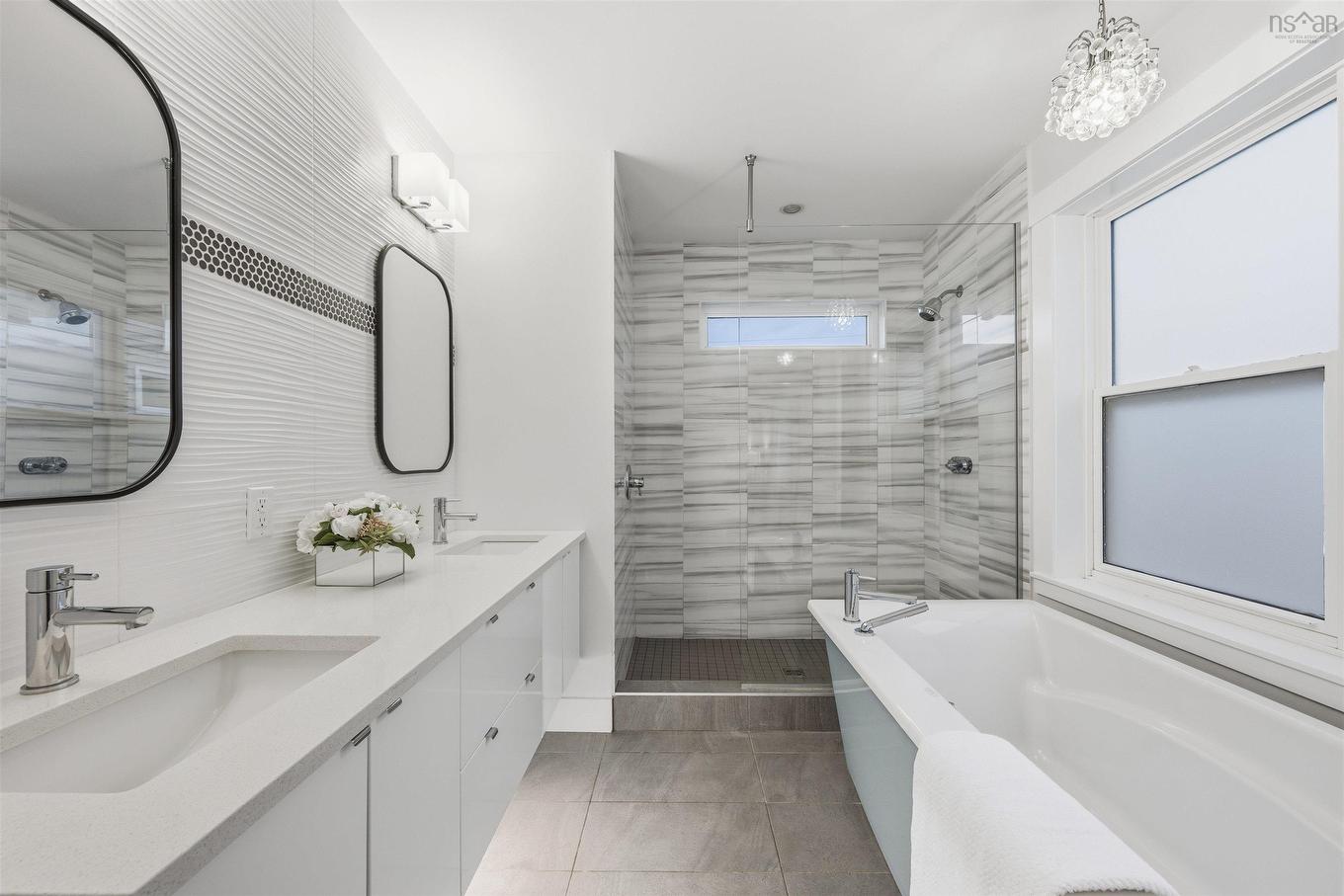 167 Amesbury Gate, Halifax, NS