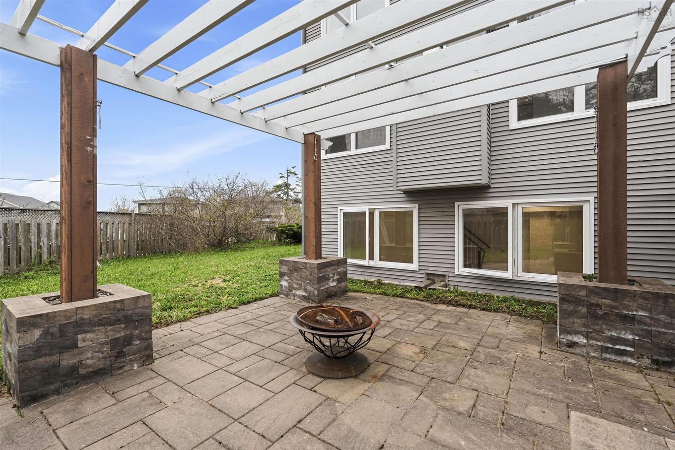 167 Amesbury Gate, Halifax, NS