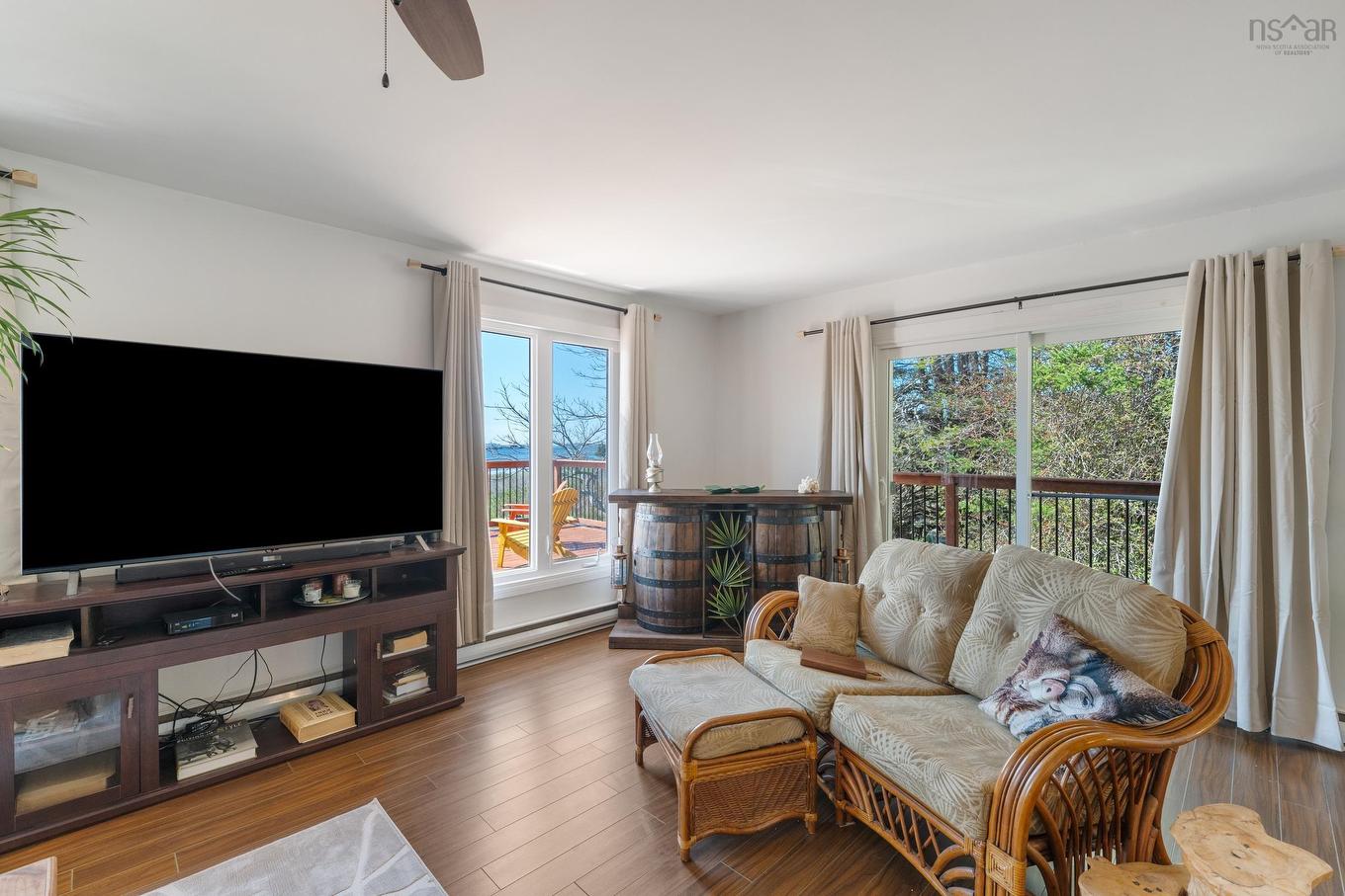 18-20 Harbourview Drive, Yarmouth, NS