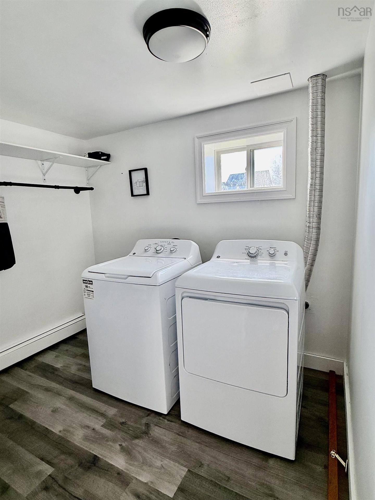 733 Sharpes Lane, New Waterford, NS