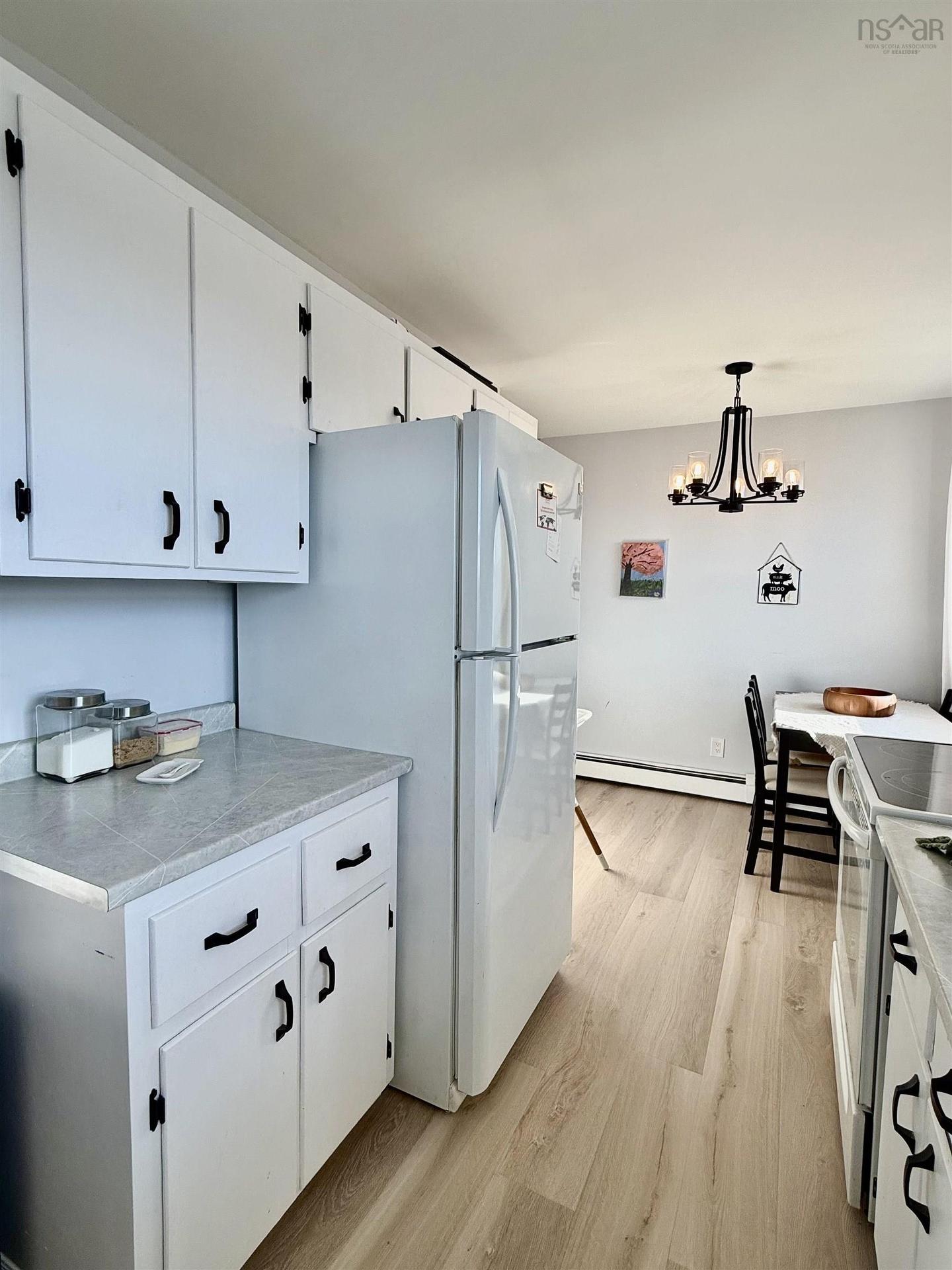 733 Sharpes Lane, New Waterford, NS