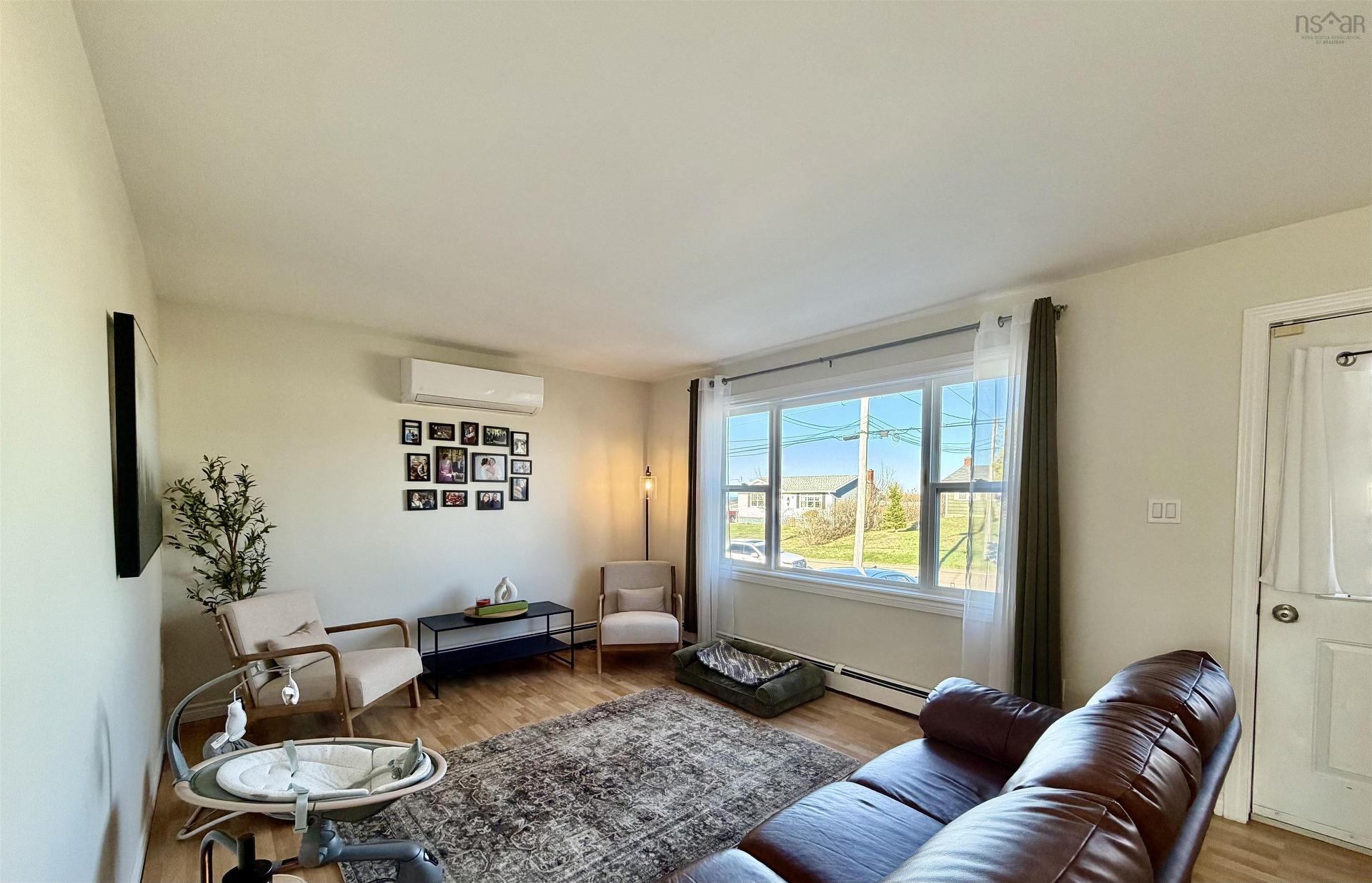 733 Sharpes Lane, New Waterford, NS