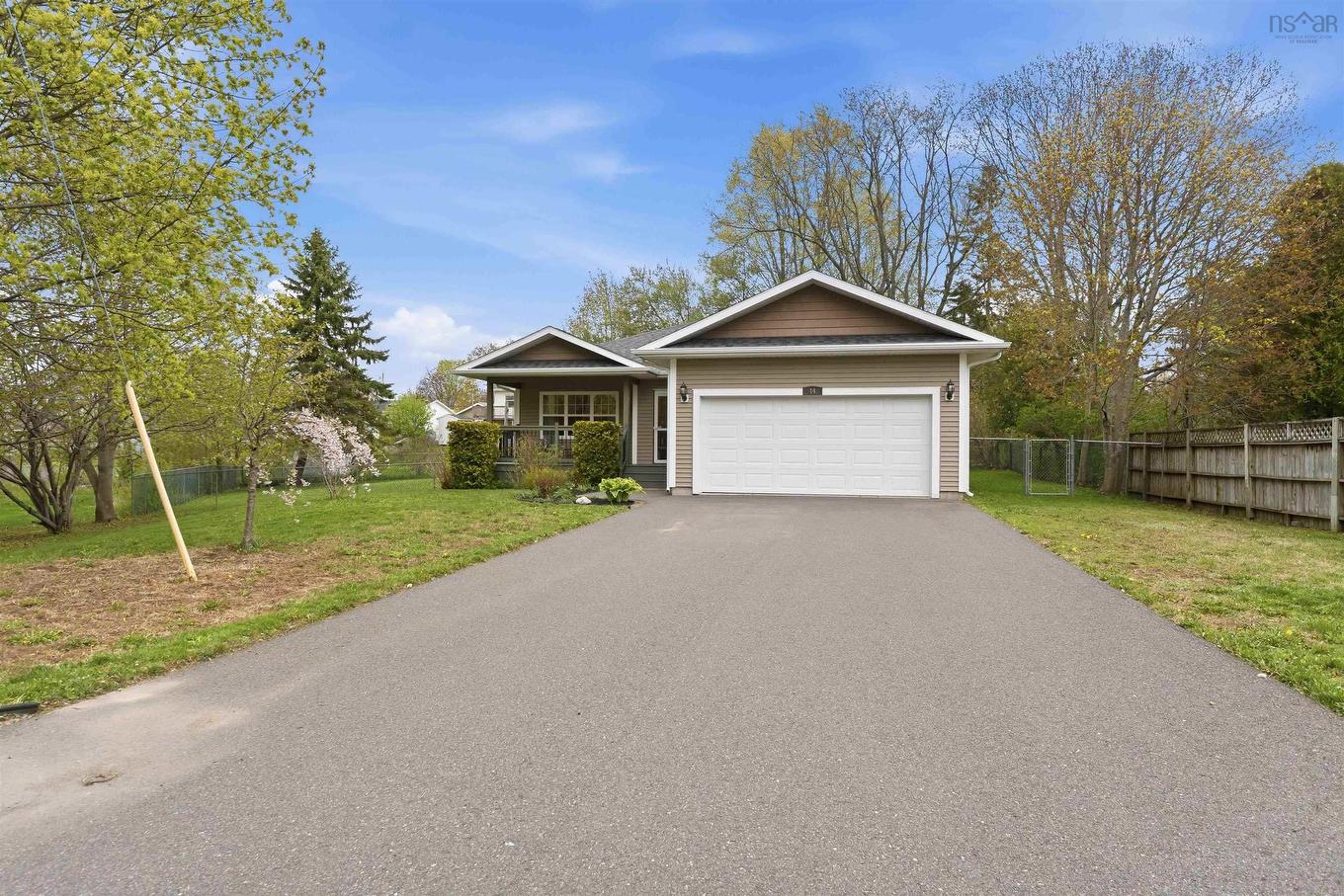 14 Smith Avenue, Kentville, NS