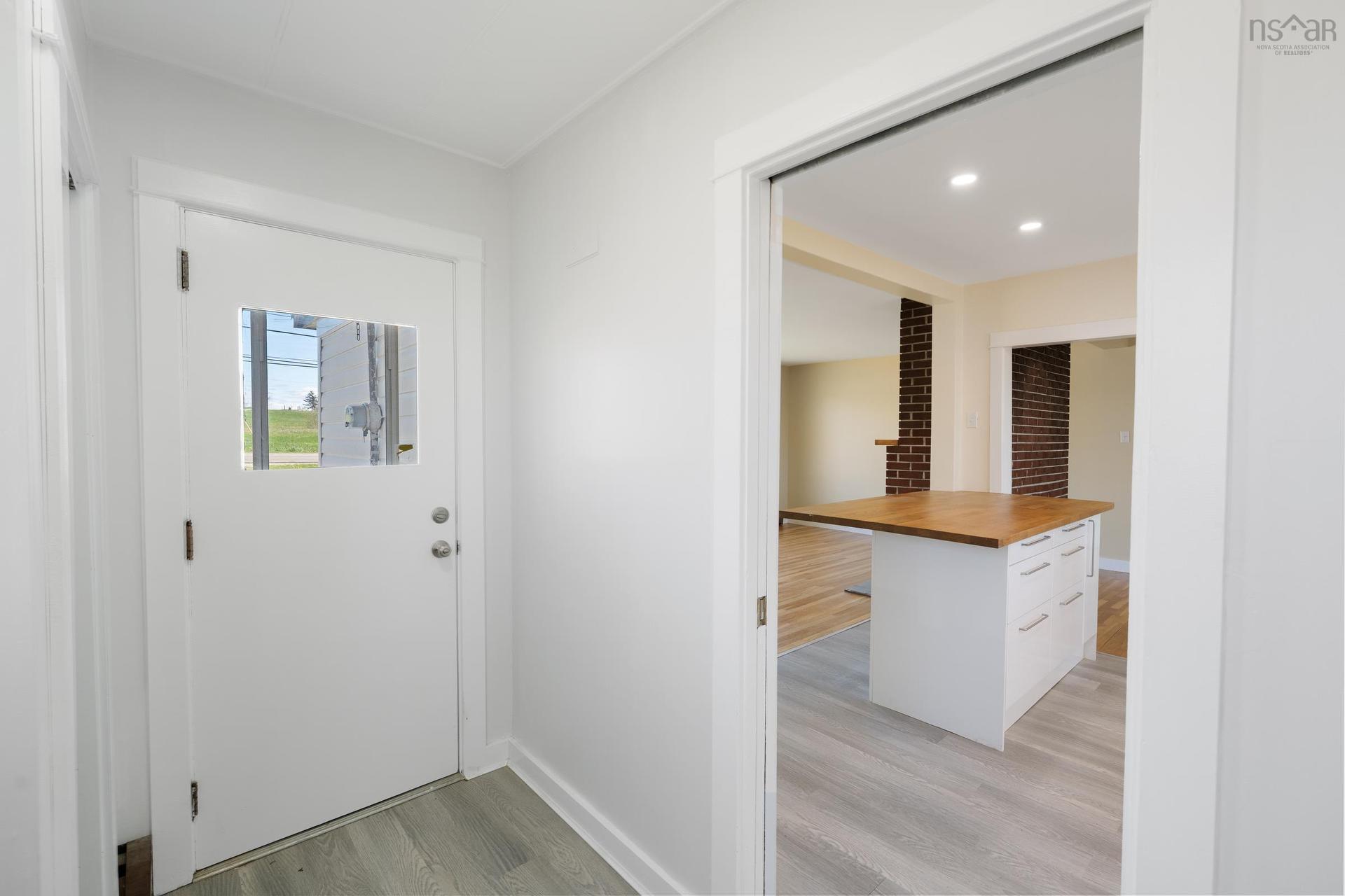 3367 Highway 1, Belliveaus Cove, NS