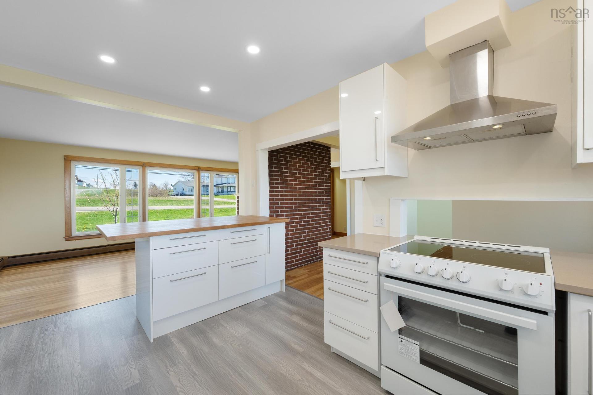3367 Highway 1, Belliveaus Cove, NS
