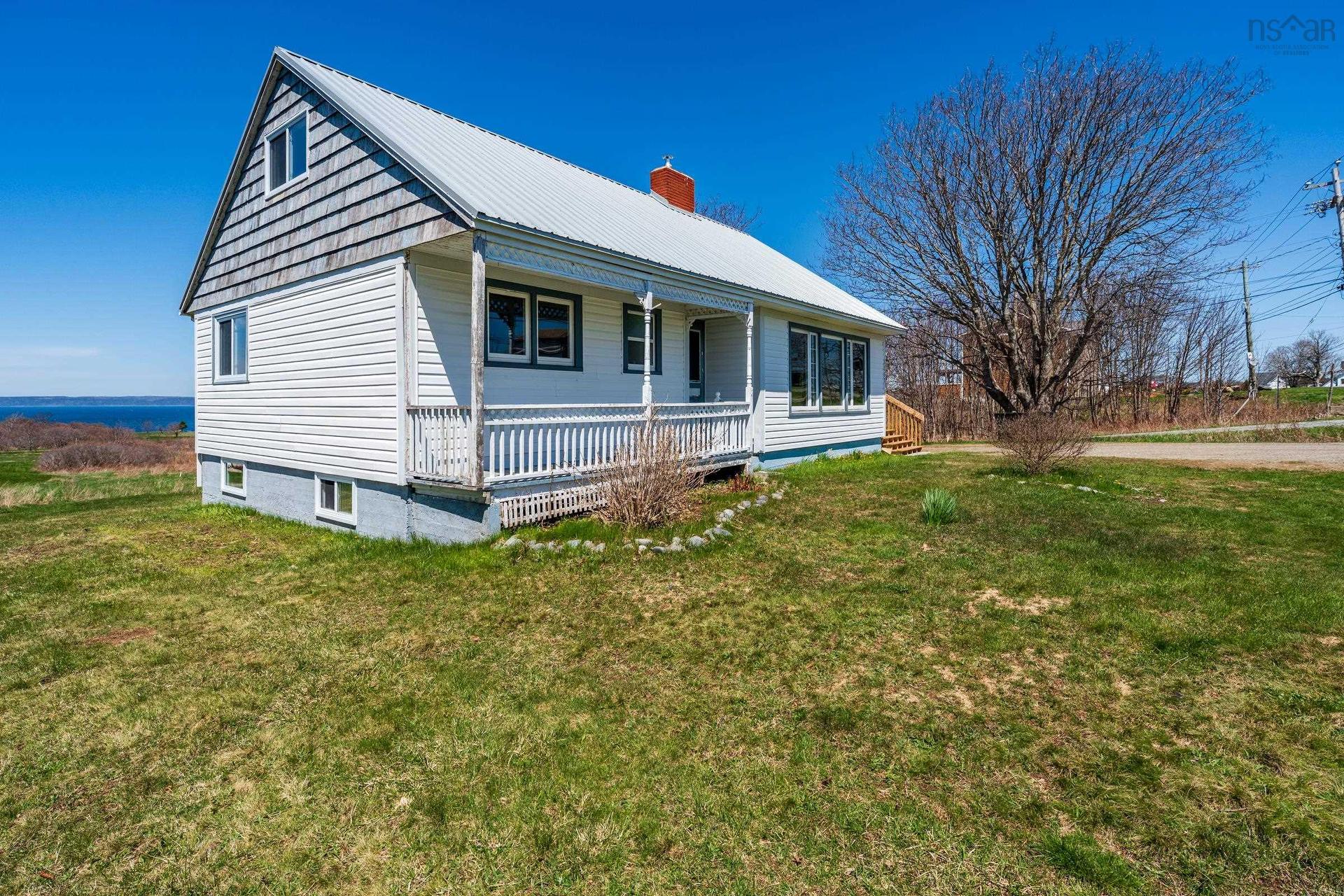 3367 Highway 1, Belliveaus Cove, NS
