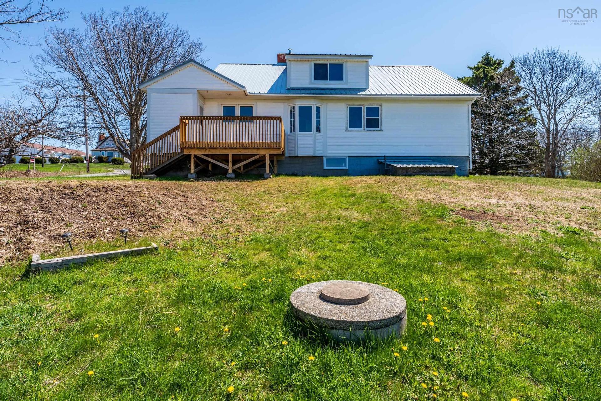 3367 Highway 1, Belliveaus Cove, NS