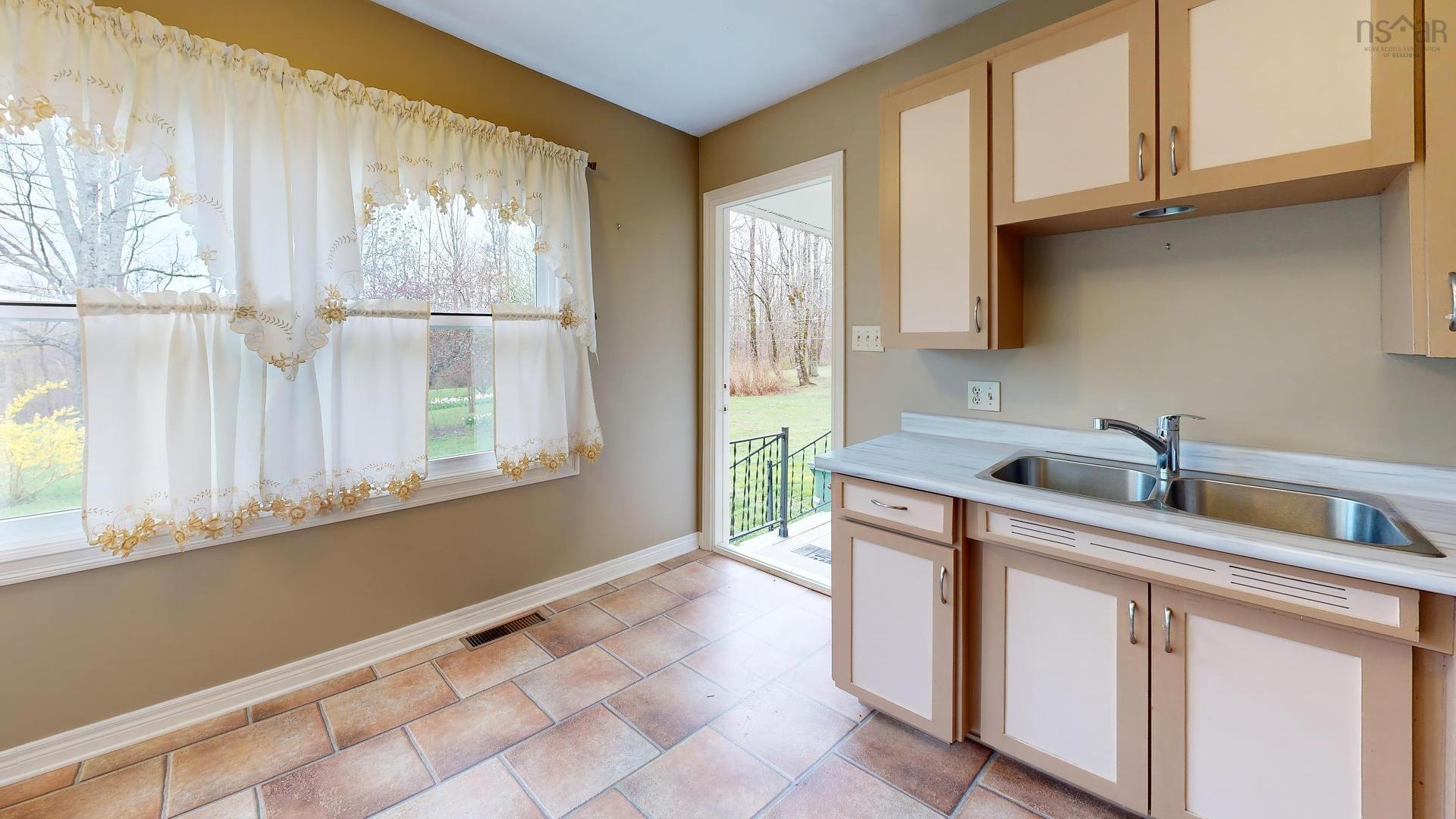 12379 3 Highway, Rhodes Corner, NS