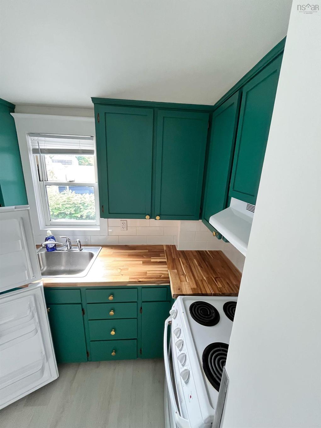 96-98 Brunswick Street, Truro, NS