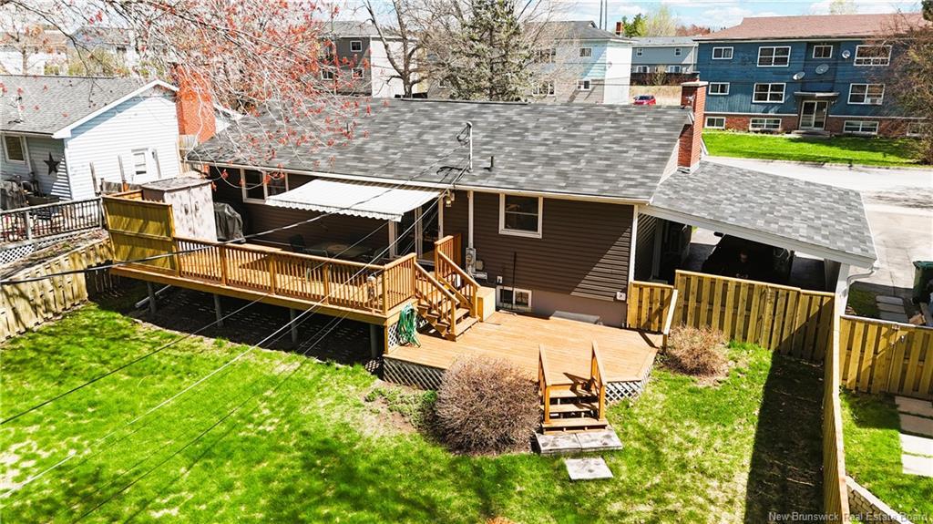 730 Irvine St, Devon, NB